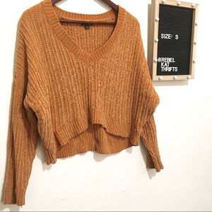 Soft vneck orange crop knit sweater size small